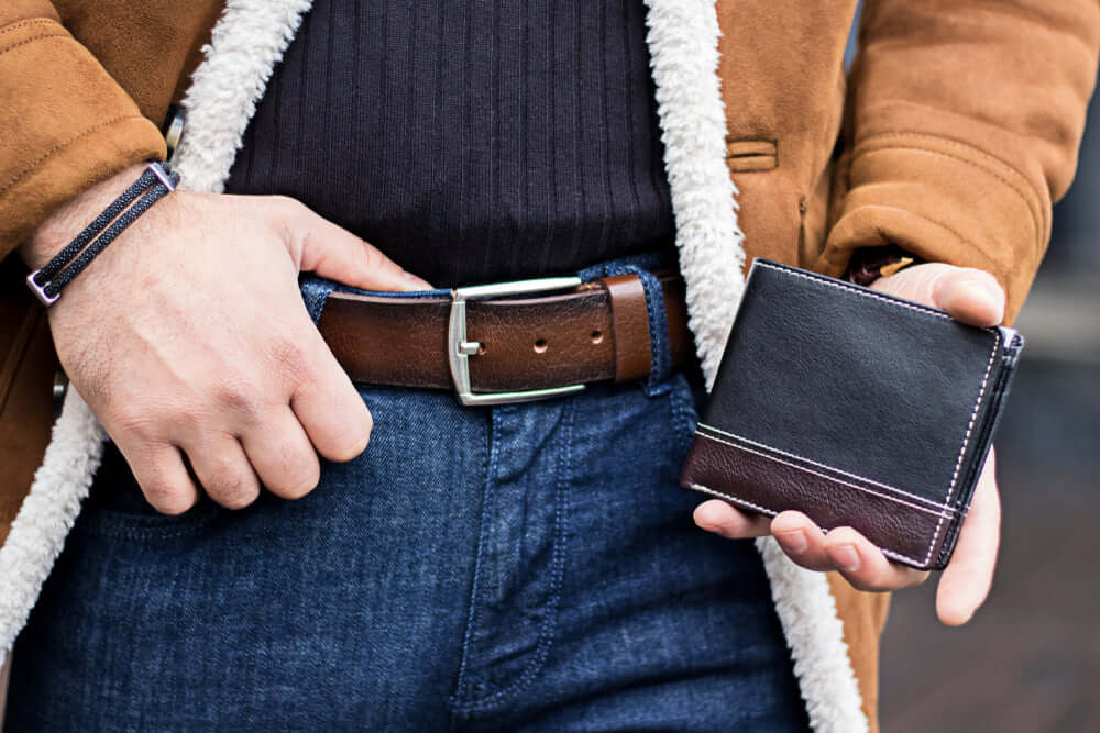 How to Choose the Right Men’s Wallet for You